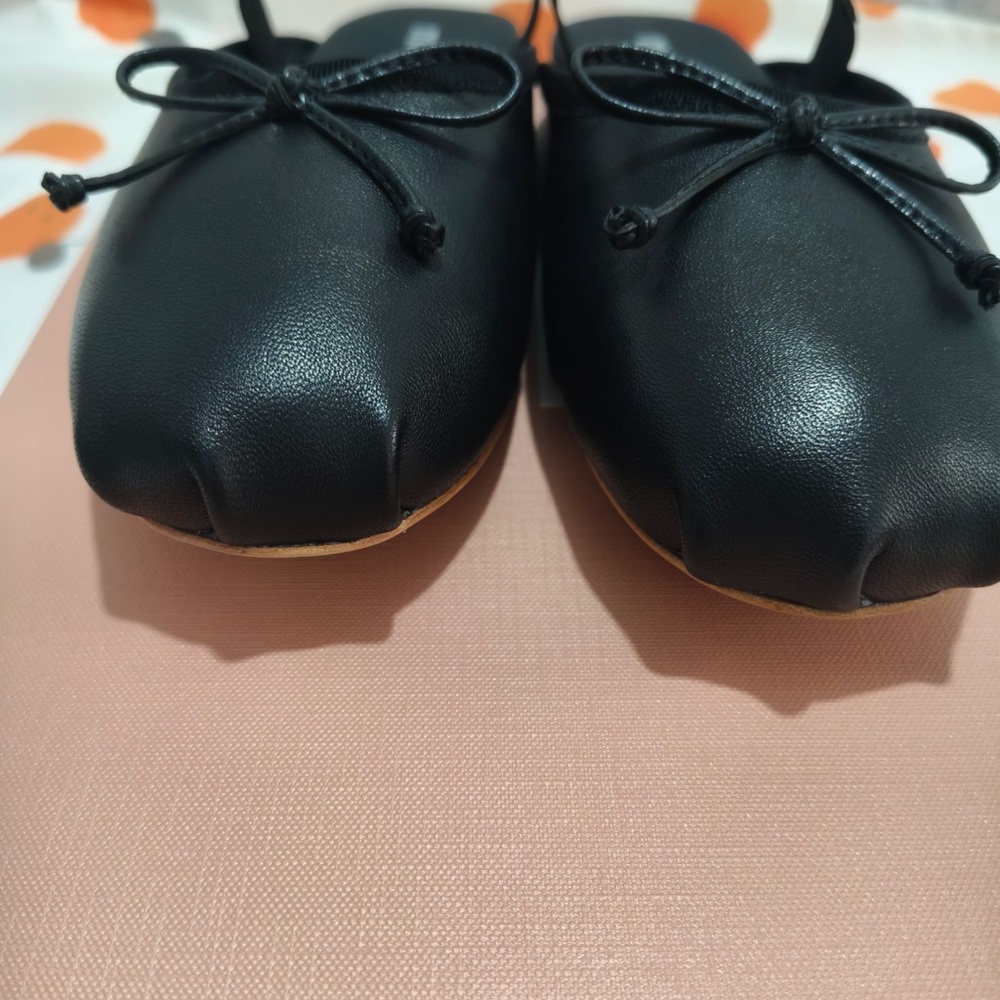 Miu Miu Black Leather Bow-Front Slide Mules - Picture 5 of 11